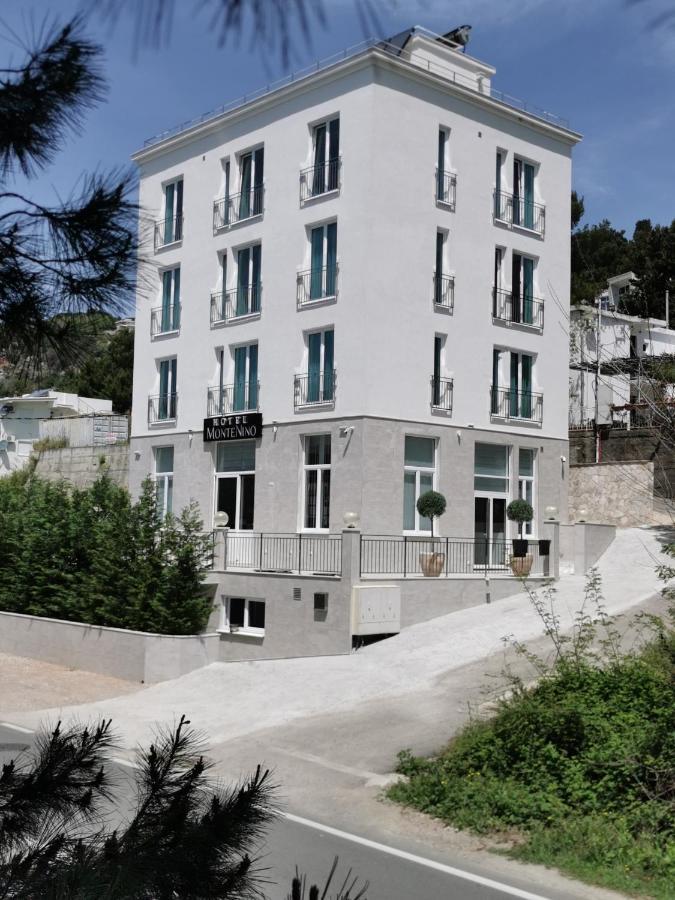 Hotel Montenino Бар Екстериор снимка