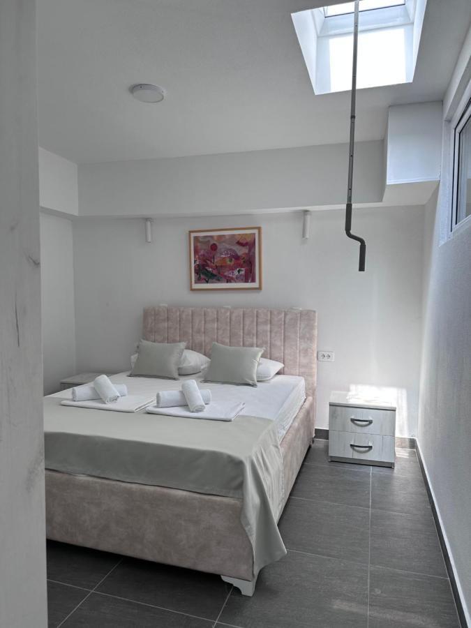 Hotel Montenino Бар Екстериор снимка