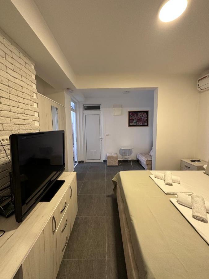 Hotel Montenino Бар Екстериор снимка